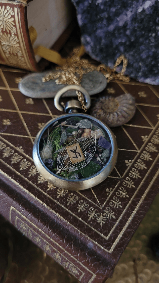 Pendentif talisman : Protection
