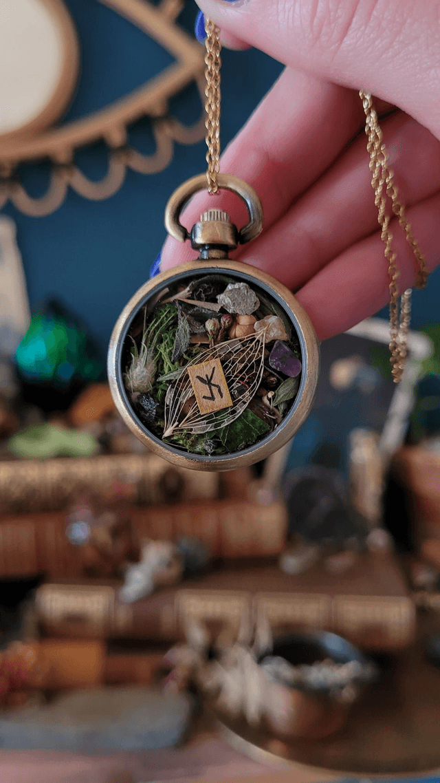 Pendentif talisman : Protection
