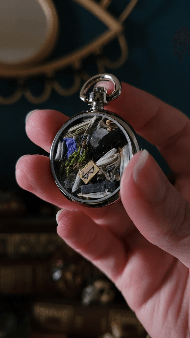 Pendentif talisman : Séléné