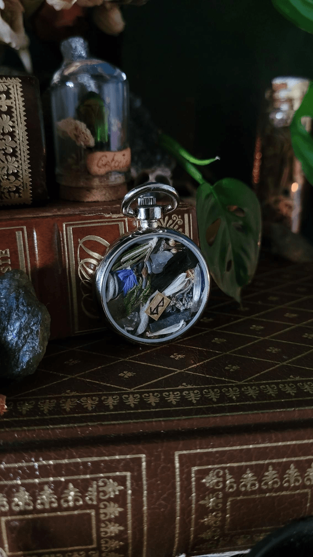 Pendentif talisman : Séléné