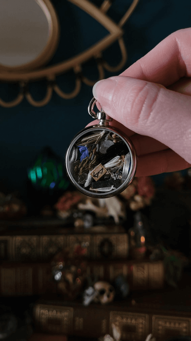 Pendentif talisman : Séléné